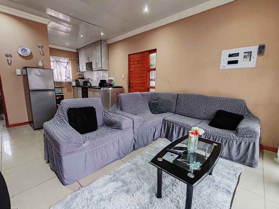 2 Bedroom Property for Sale in Miederpark North West